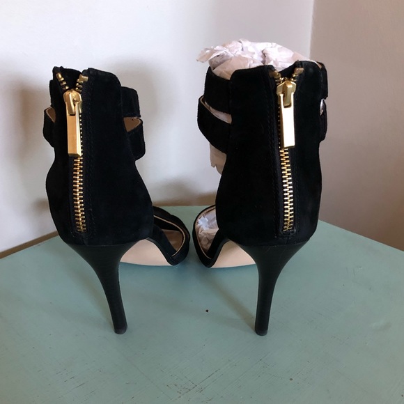 Lands End Black Suede Ankle Strap High Heels - Picture 4 of 7